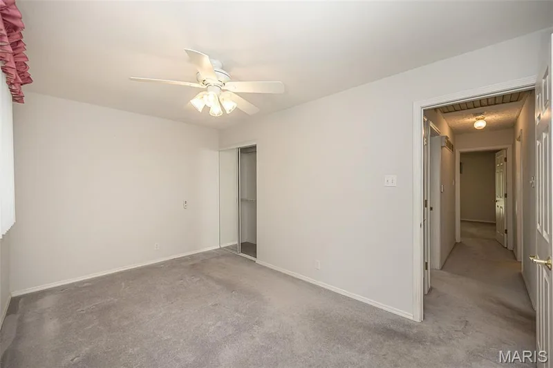 36 Park Charles Boulevard N, St Peters, MO 63376 — listing photo 32 of 53