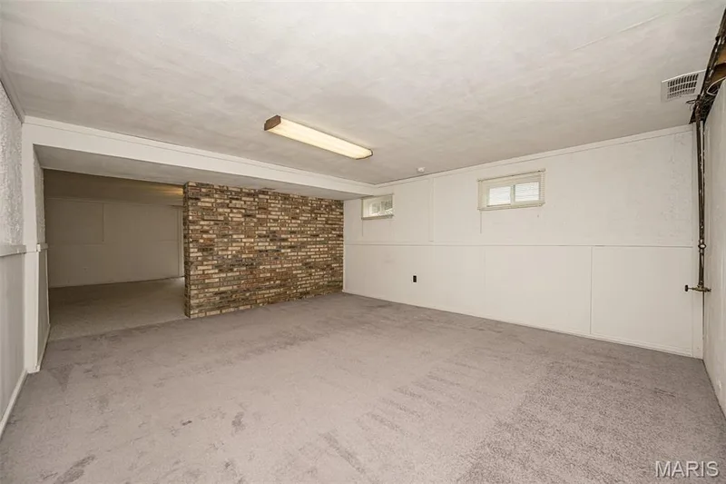 36 Park Charles Boulevard N, St Peters, MO 63376 — listing photo 39 of 53