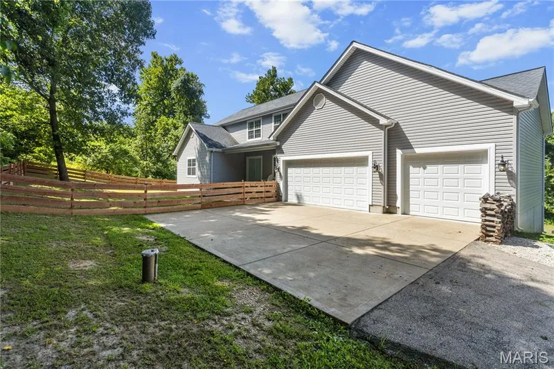 531 Strecker Road, Wildwood, MO 63011 — listing photo 2 of 45