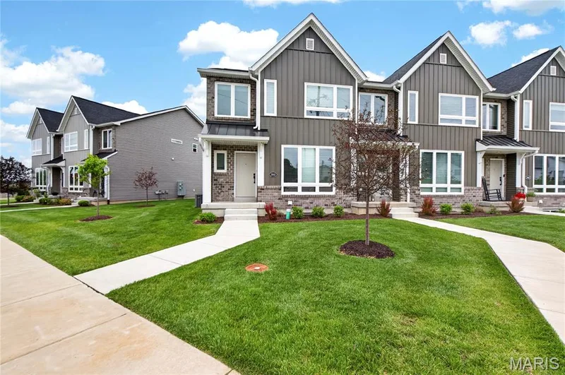 Covered Porch. HOA maintained landscaping.  Sidewalks along McClay. — 2810 McClay Road, St Charles, MO 63303