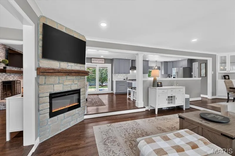 20 Shawnee Drive, St Charles, MO 63301 — listing photo 23 of 65