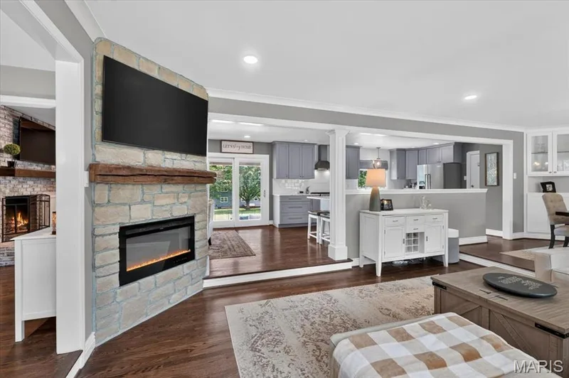 20 Shawnee Drive, St Charles, MO 63301 — listing photo 24 of 65