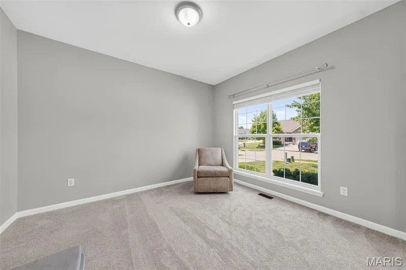 302 Pecan Bluffs Drive, Wentzville, MO 63385 — listing photo 12 of 63