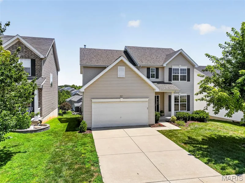 302 Pecan Bluffs Drive, Wentzville, MO 63385 — listing photo 56 of 63