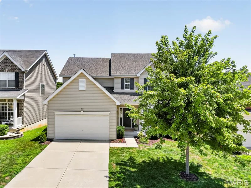 302 Pecan Bluffs Drive, Wentzville, MO 63385 — listing photo 57 of 63