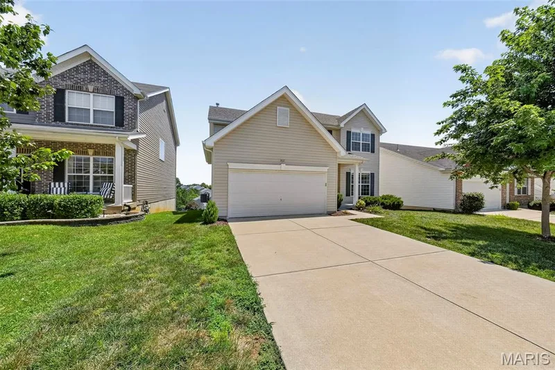302 Pecan Bluffs Drive, Wentzville, MO 63385 — listing photo 59 of 63
