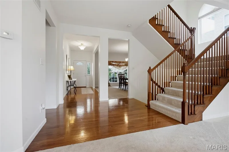 2039 Saint Madeleine Drive, Dardenne Prairie, MO 63368 — listing photo 3 of 39