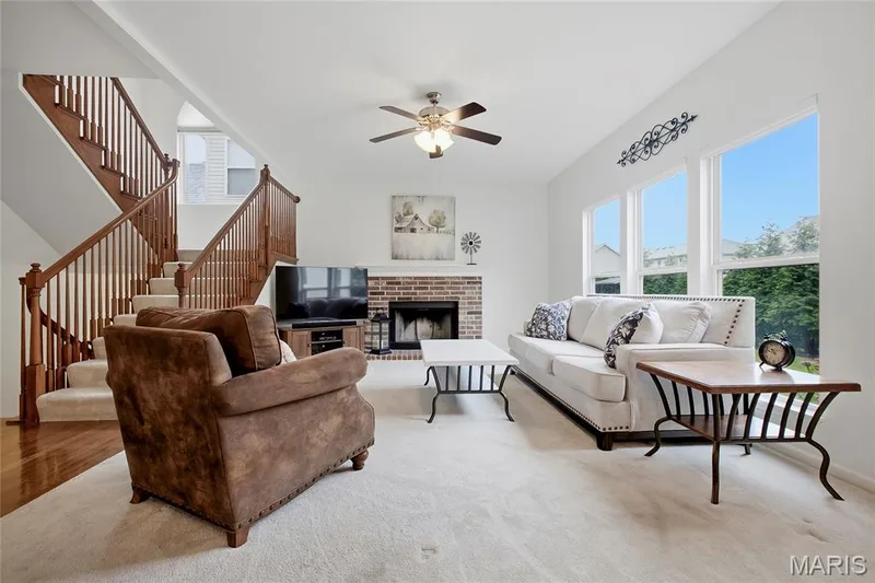2039 Saint Madeleine Drive, Dardenne Prairie, MO 63368 — listing photo 6 of 39
