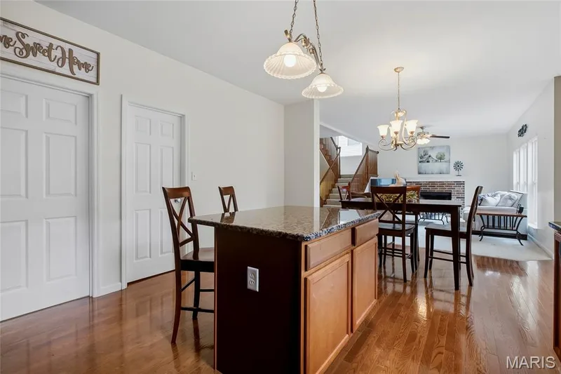 2039 Saint Madeleine Drive, Dardenne Prairie, MO 63368 — listing photo 10 of 39