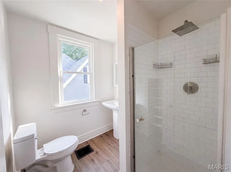 415 N 4th Street, St Charles, MO 63301 — listing photo 11 of 19