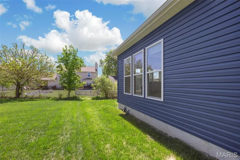 365 Kreder Ridge Circle, St Charles, MO 63304 — listing photo 54 of 61