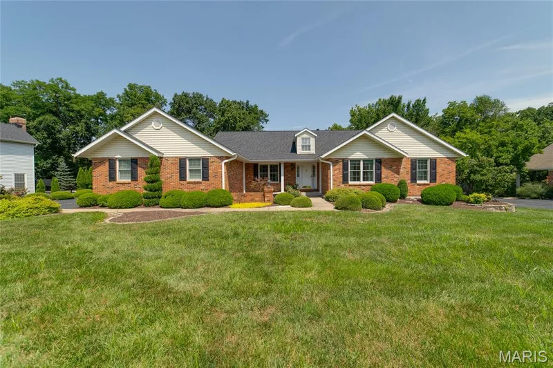 16275 Lone Cabin Drive, Wildwood, MO β listing photo 1