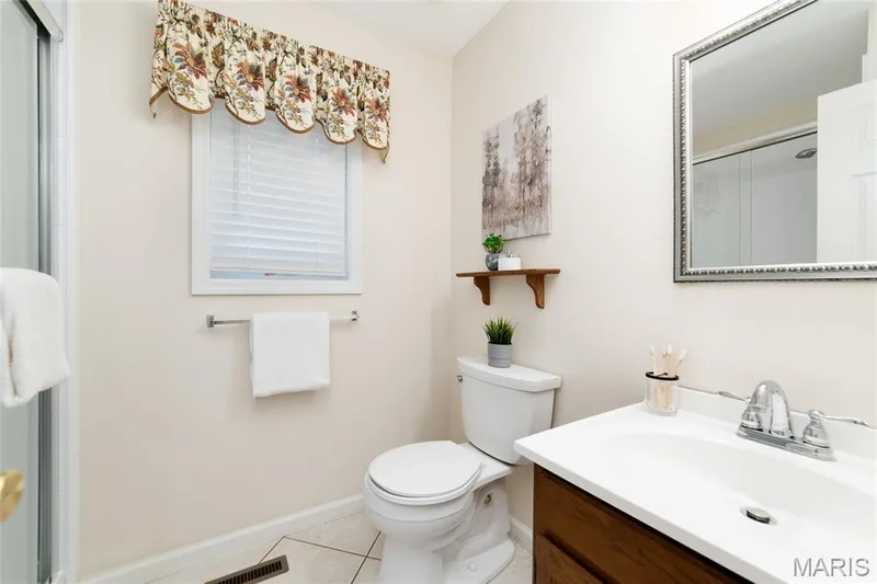 16275 Lone Cabin Drive, Wildwood, MO 63005 — listing photo 24 of 44