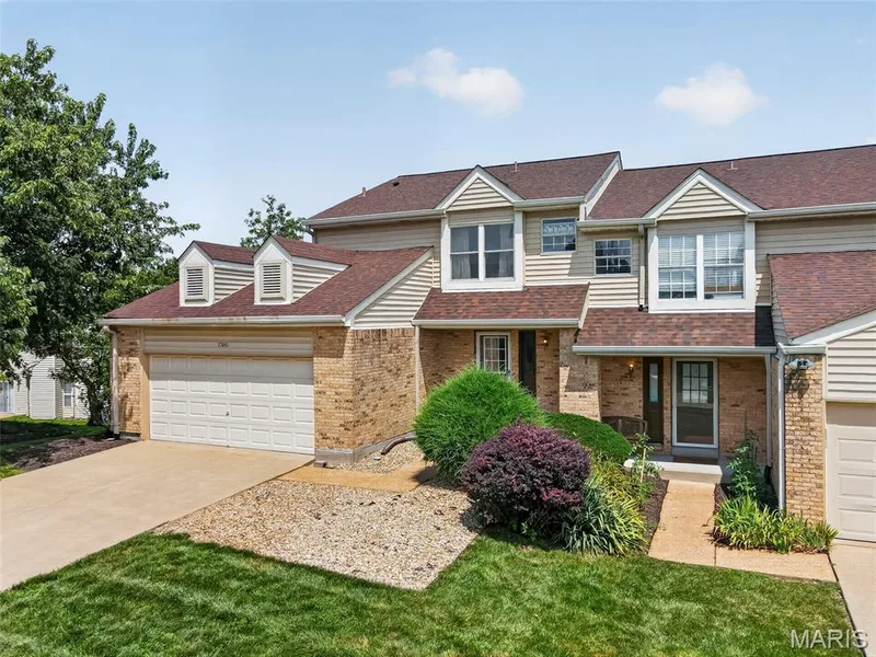 17081 Sandalwood Creek Drive, Wildwood, MO 63038 — listing photo 4 of 56