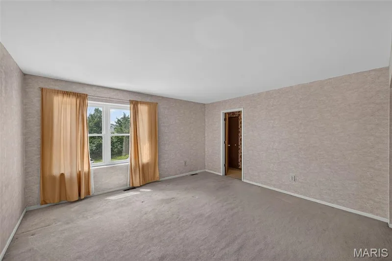 17081 Sandalwood Creek Drive, Wildwood, MO 63038 — listing photo 31 of 56