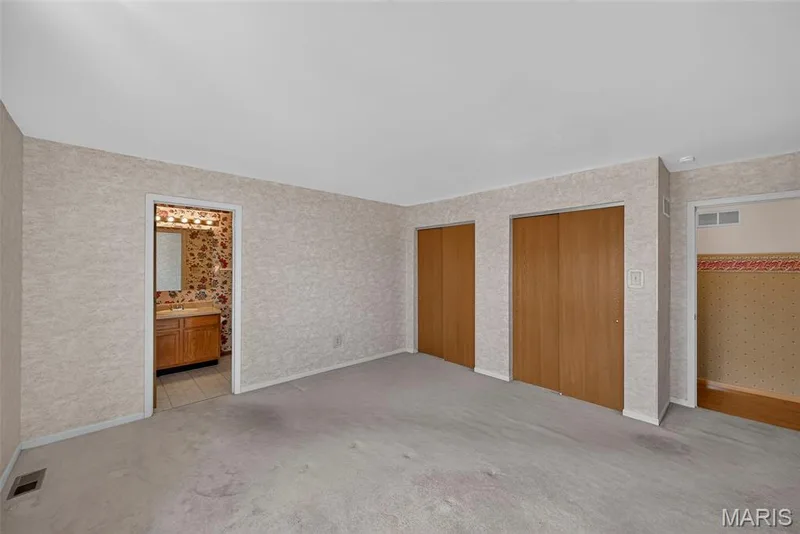 17081 Sandalwood Creek Drive, Wildwood, MO 63038 — listing photo 32 of 56