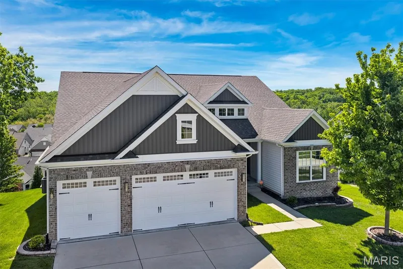 139 Wilmer Valley Drive, Wentzville, MO 63385 — listing photo 2 of 48