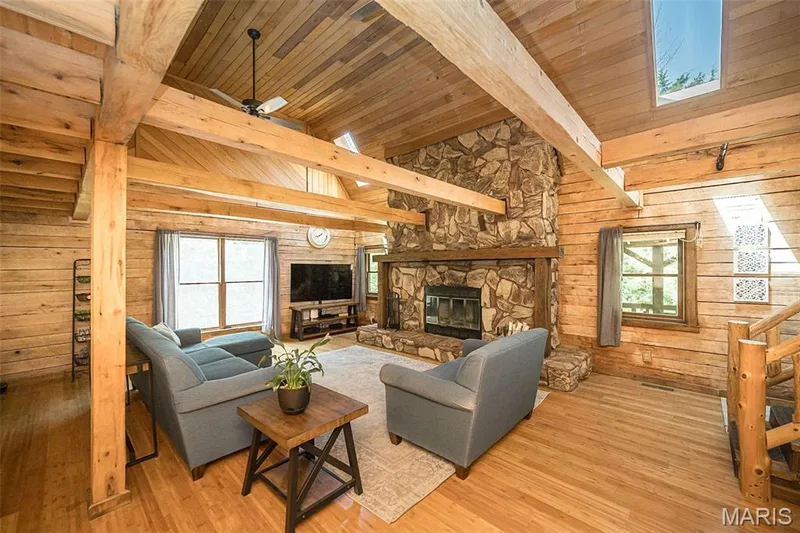 8 Whippoorwill Court, Defiance, MO 63341 — listing photo 12 of 73