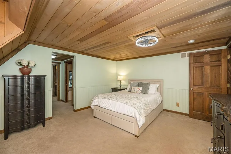 8 Whippoorwill Court, Defiance, MO 63341 — listing photo 38 of 73