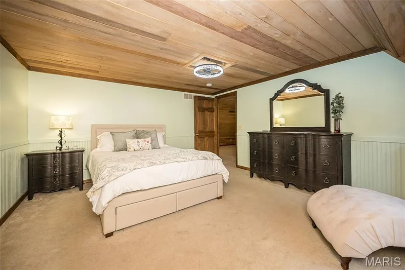8 Whippoorwill Court, Defiance, MO 63341 — listing photo 39 of 73