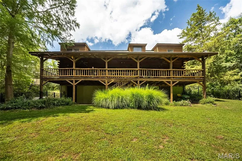 Back view of the home — 8 Whippoorwill Court, Defiance, MO 63341
