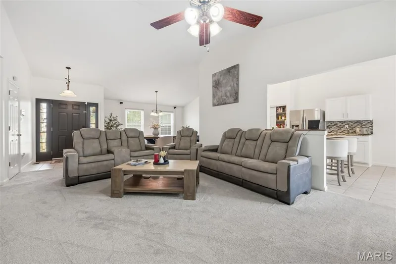 214 Charging Bear Drive, Wentzville, MO 63385 — listing photo 11 of 74