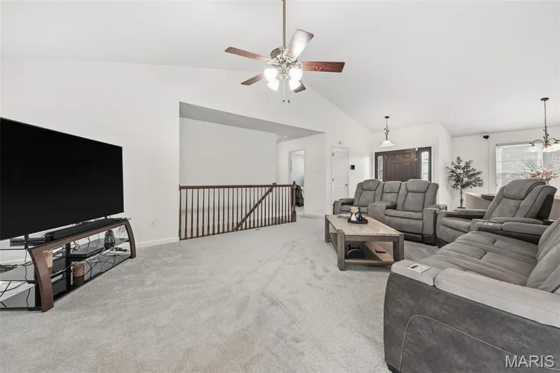 214 Charging Bear Drive, Wentzville, MO 63385 — listing photo 12 of 74