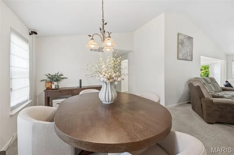214 Charging Bear Drive, Wentzville, MO 63385 — listing photo 16 of 74
