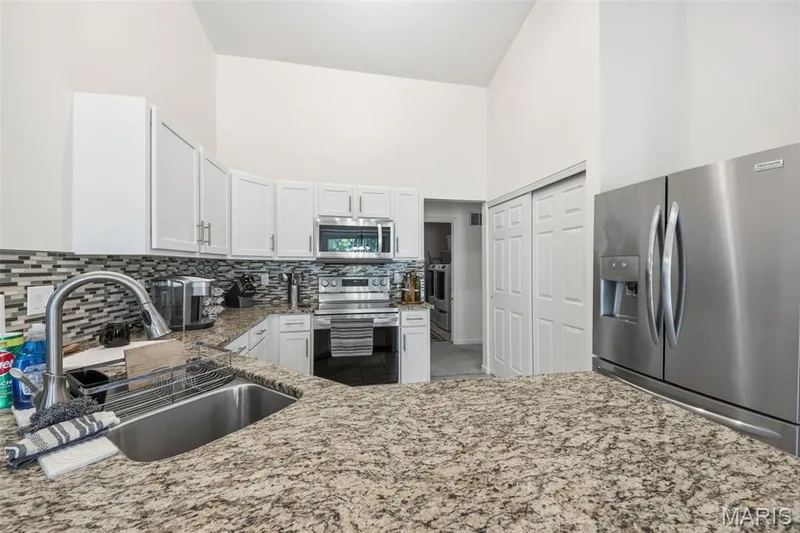 Granite countertops — 214 Charging Bear Drive, Wentzville, MO 63385