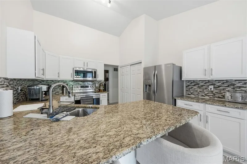 214 Charging Bear Drive, Wentzville, MO 63385 — listing photo 26 of 74
