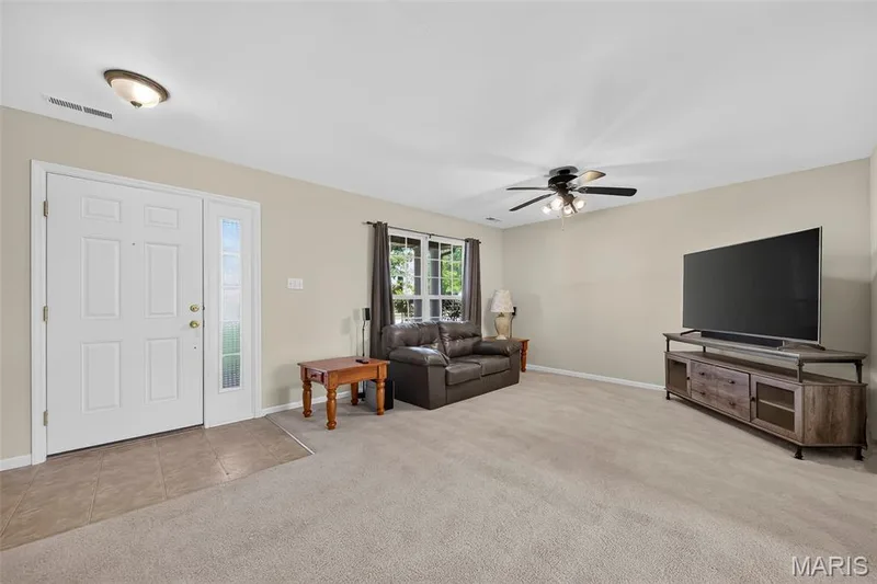 916 Carpathian Drive, Lake St. Louis, MO 63367 — listing photo 11 of 36