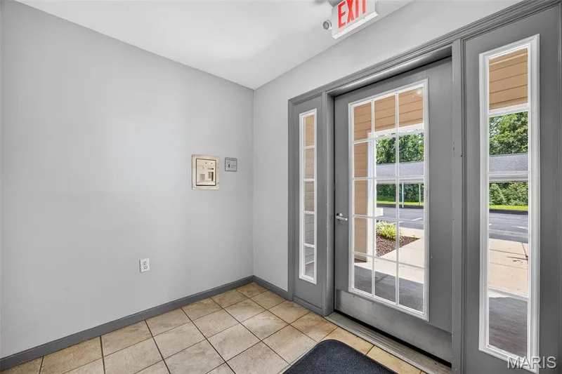 6 Monarch Trace Court #103, Chesterfield, MO 63017 — listing photo 33 of 41