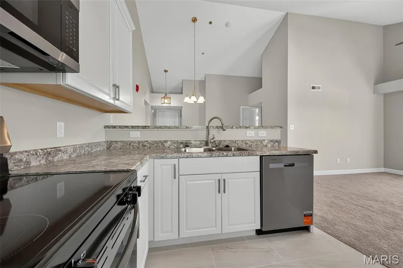 4301 Spring Creek Lane, O'Fallon, MO 63368 — listing photo 15 of 31