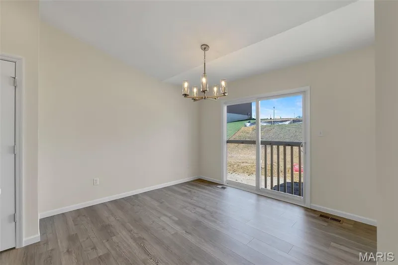 302 Osprey Court, Lake St. Louis, MO 63367 — listing photo 11 of 28