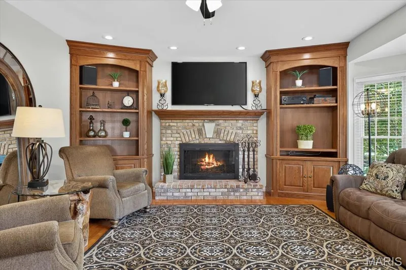14814 Straub Hill Lane, Chesterfield, MO 63017 — listing photo 10 of 66