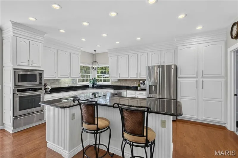 14814 Straub Hill Lane, Chesterfield, MO 63017 — listing photo 17 of 66