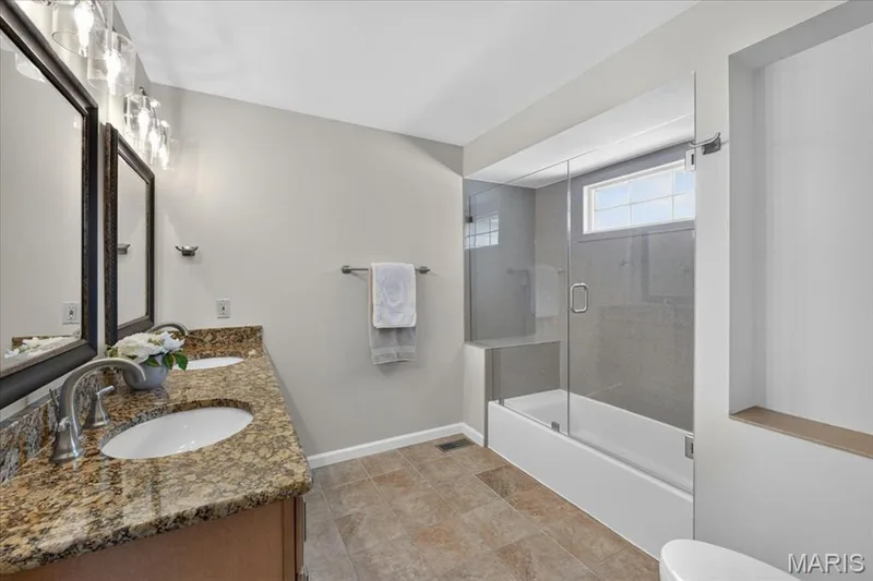 14814 Straub Hill Lane, Chesterfield, MO 63017 — listing photo 36 of 66