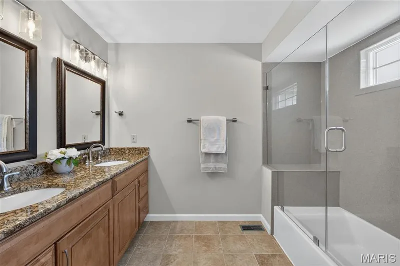 14814 Straub Hill Lane, Chesterfield, MO 63017 — listing photo 37 of 66