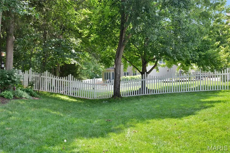 278 Huntsdale Drive, Wentzville, MO 63385 — listing photo 3 of 46