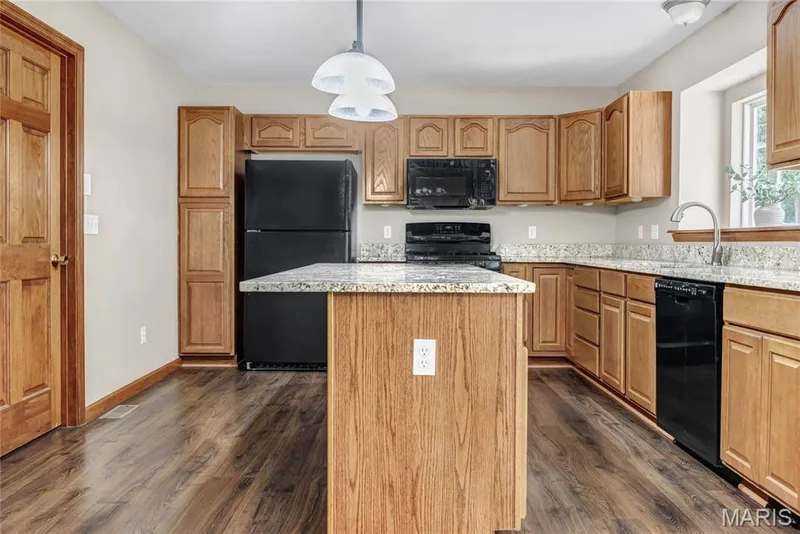 278 Huntsdale Drive, Wentzville, MO 63385 — listing photo 6 of 46