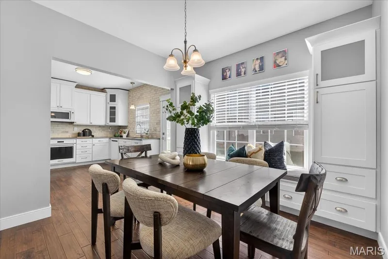537 Sgt Pepper Drive, St Peters, MO 63376 — listing photo 6 of 19