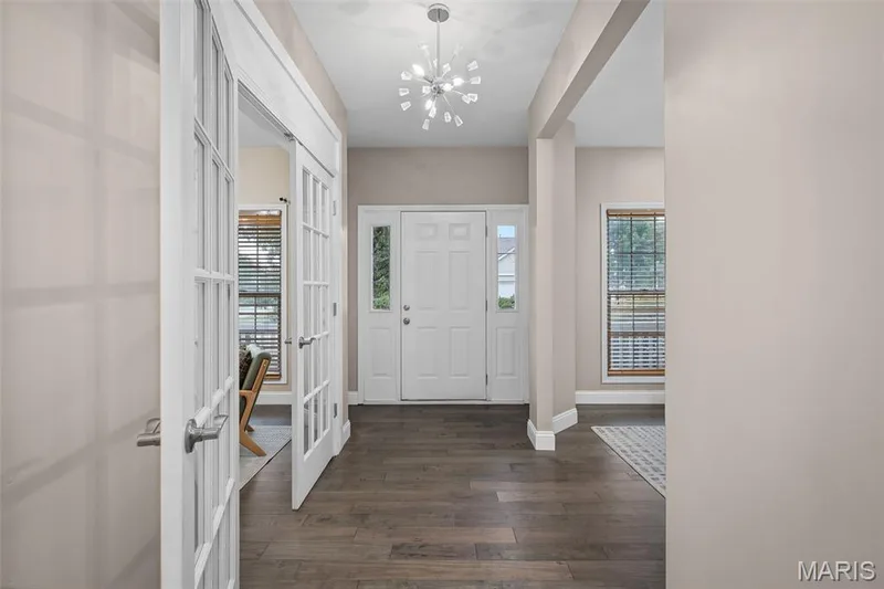 1001 Summersweet Drive, St Peters, MO 63376 — listing photo 5 of 58