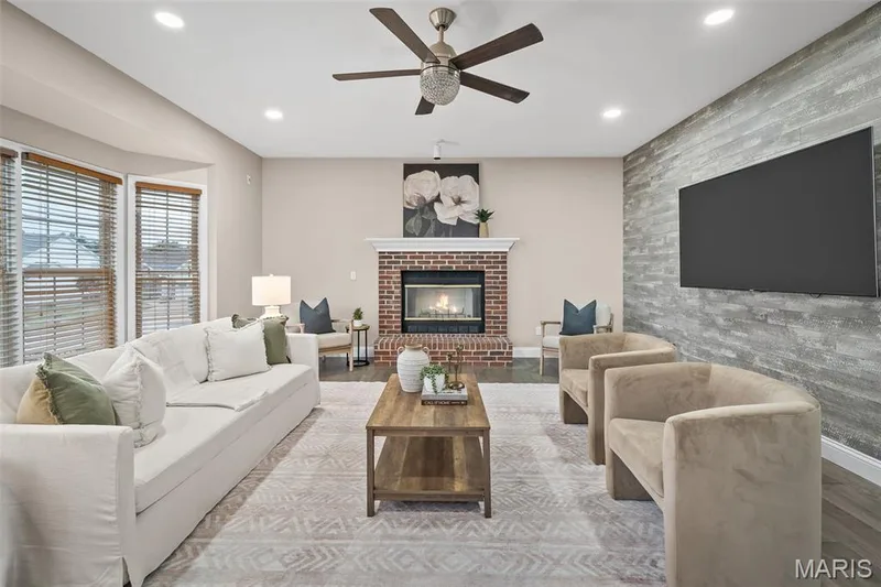1001 Summersweet Drive, St Peters, MO 63376 — listing photo 8 of 58