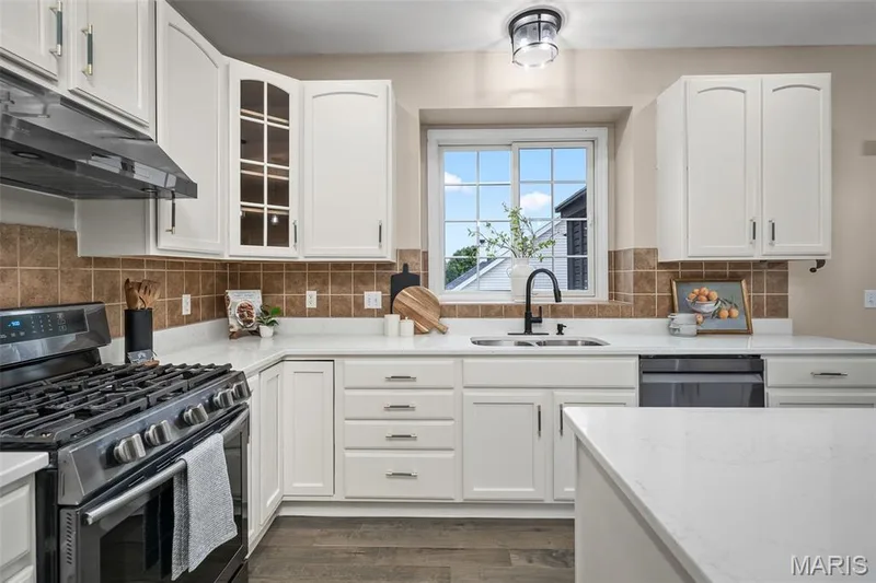 1001 Summersweet Drive, St Peters, MO 63376 — listing photo 17 of 58