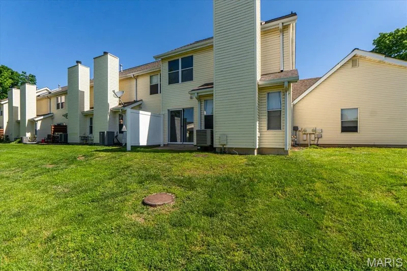 Private back patio — 352 Windsor Place #B, St Peters, MO 63376