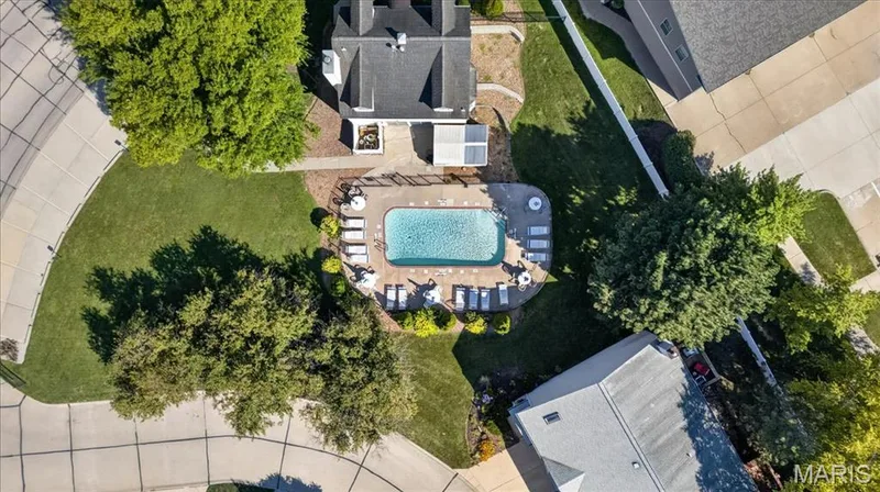 352 Windsor Place #B, St Peters, MO 63376 — listing photo 29 of 41