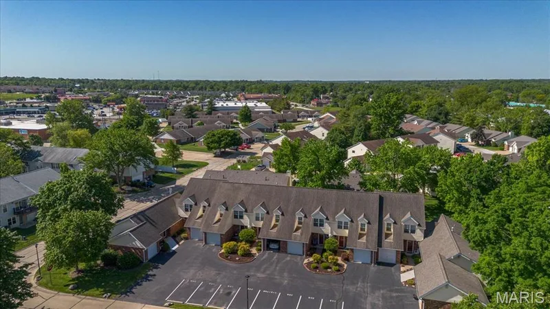 352 Windsor Place #B, St Peters, MO 63376 — listing photo 36 of 41