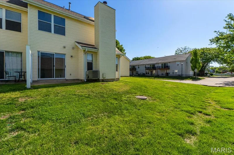 352 Windsor Place #B, St Peters, MO 63376 — listing photo 27 of 42