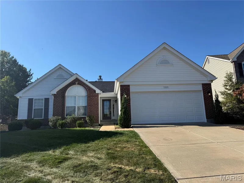 1563 Englebrook Drive, Wildwood, MO — listing photo 1