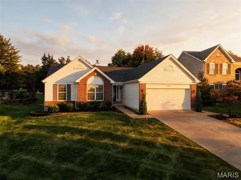 1563 Englebrook Drive, Wildwood, MO 63011 — listing photo 2 of 50
